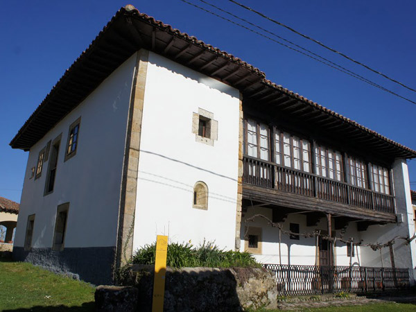Casa del Llano Valdés